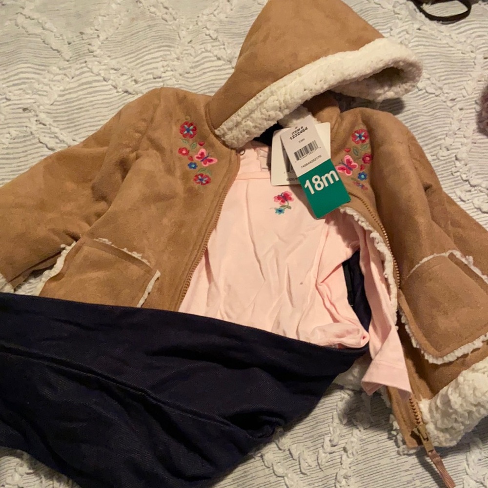 Little me New 3 pcs girls clothes!!